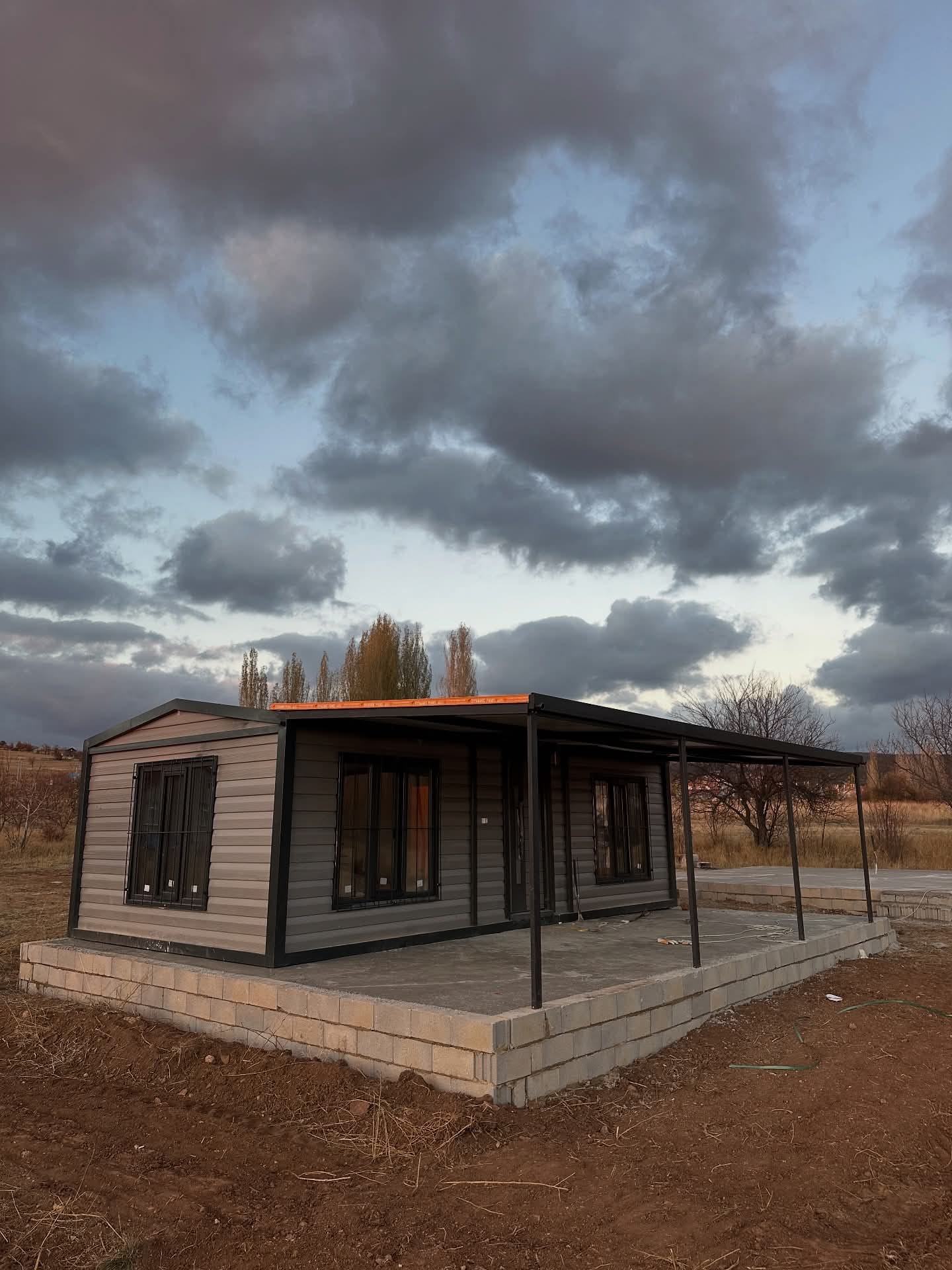 Konteyner Çatı Sundurma (Sandiviç Panel)